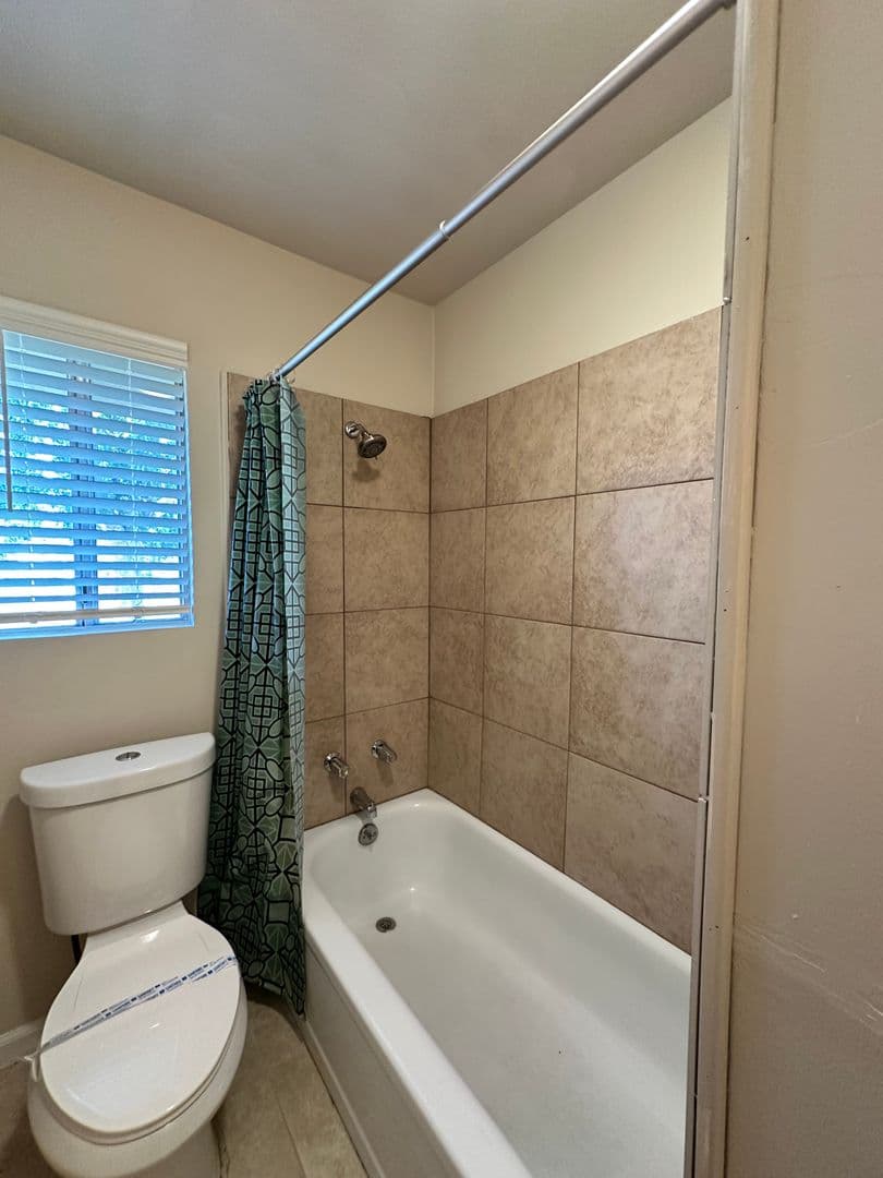 63rd Street at 4460 - 4668 63rd Street 10 of 17