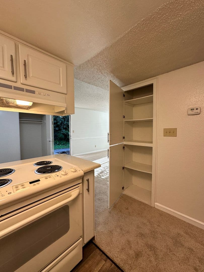 Stamas Lane - 4900-4948 Stamas Lane 29 of 31
