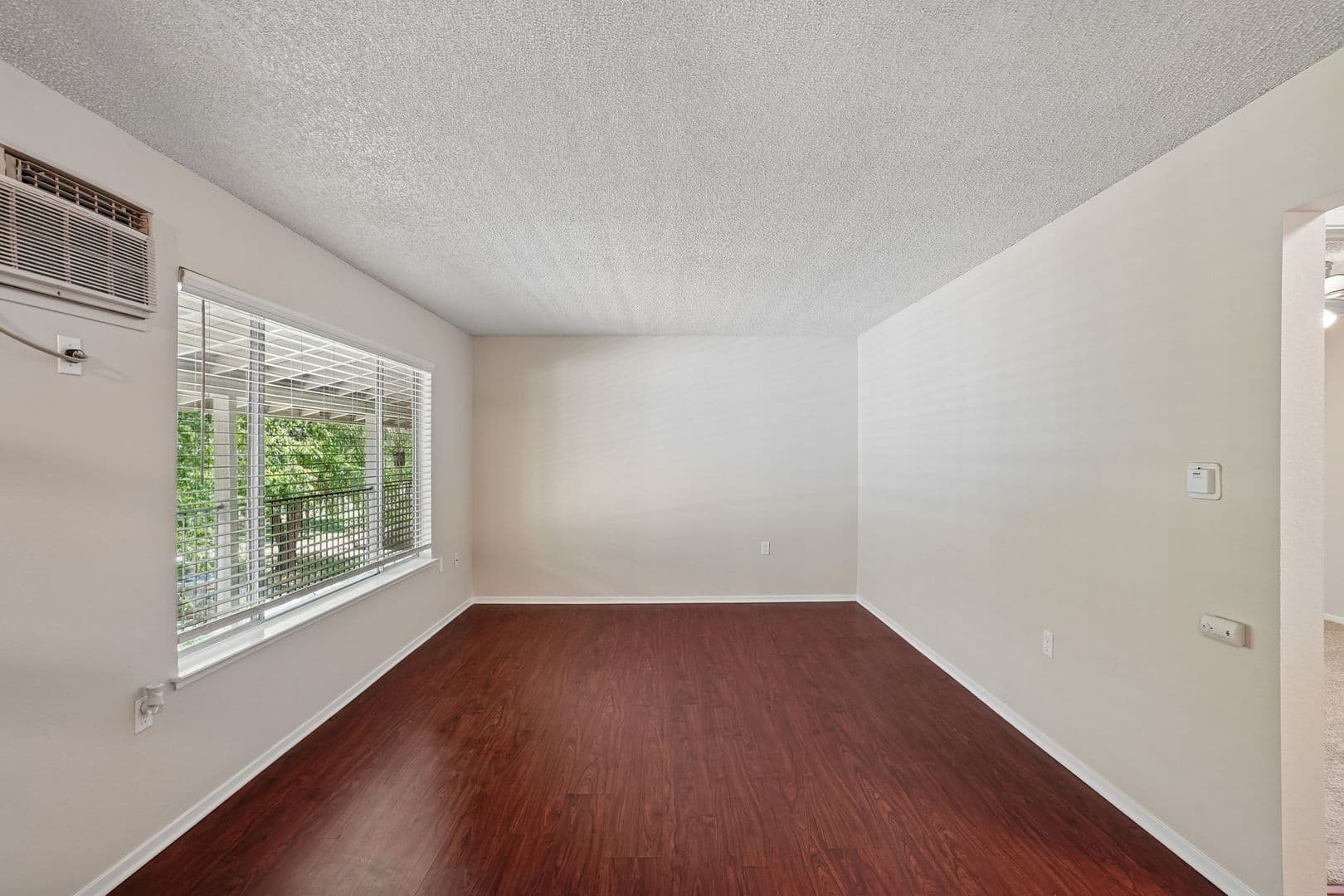 63rd Street at 4460 - 4668 63rd Street 6 of 21