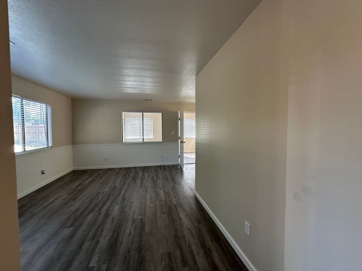 63rd Street at 4460 - 4668 63rd Street 6 of 33