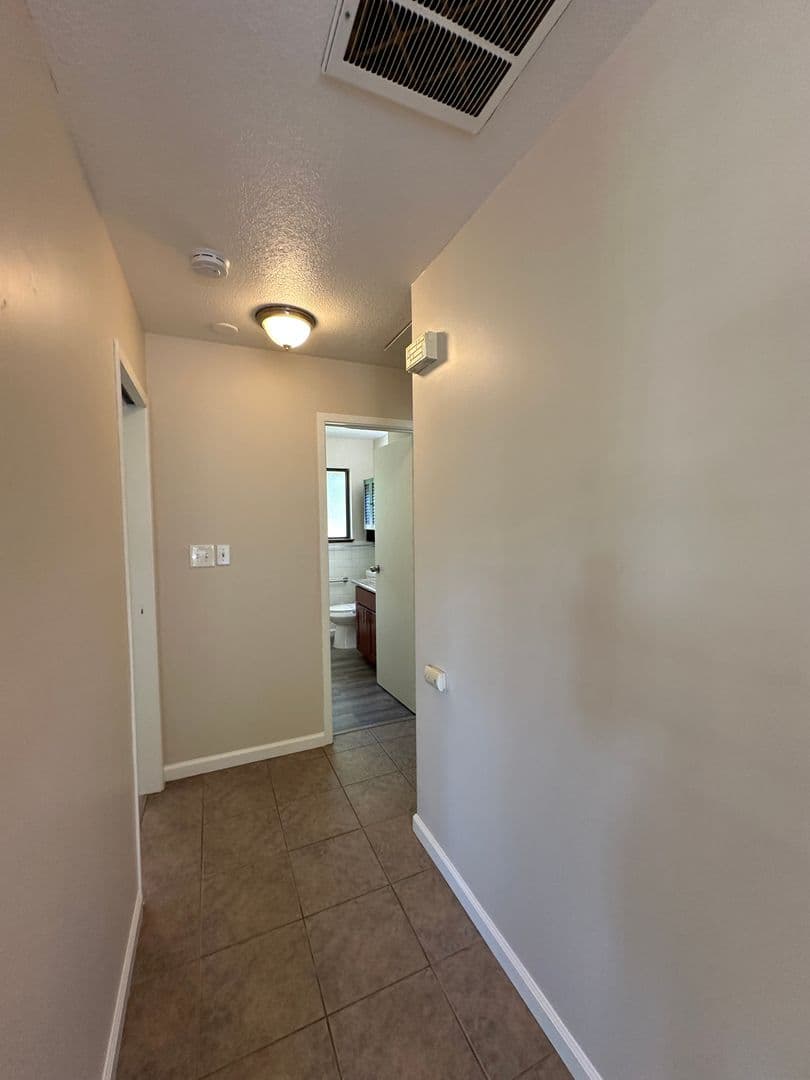 63rd Street at 4460 - 4668 63rd Street 7 of 33