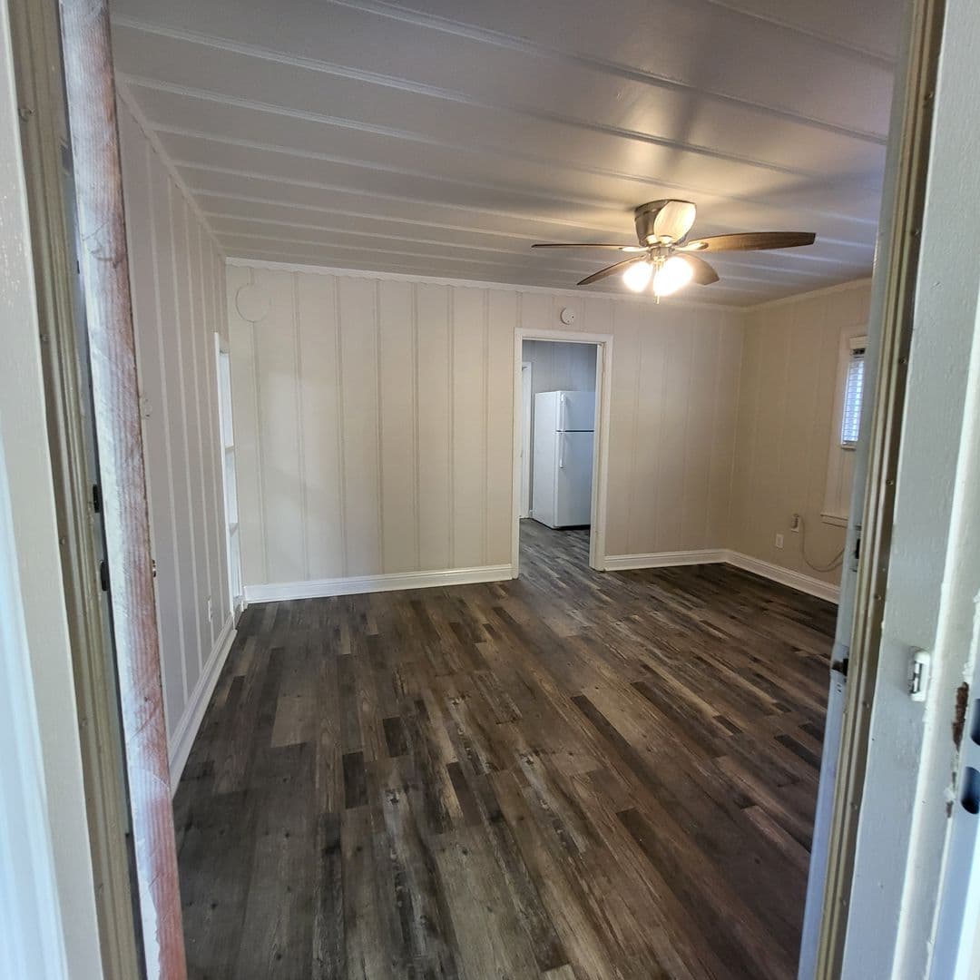 63rd Street at 4460 - 4668 63rd Street 5 of 19