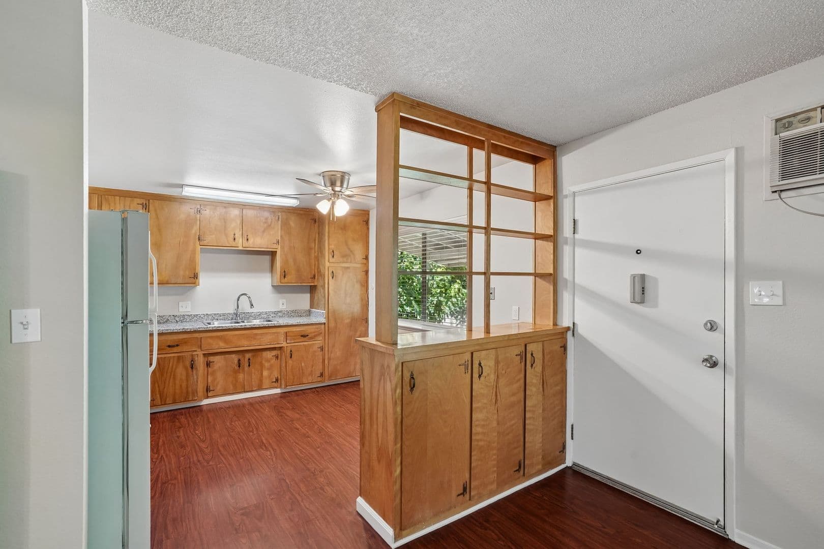 63rd Street at 4460 - 4668 63rd Street 9 of 21