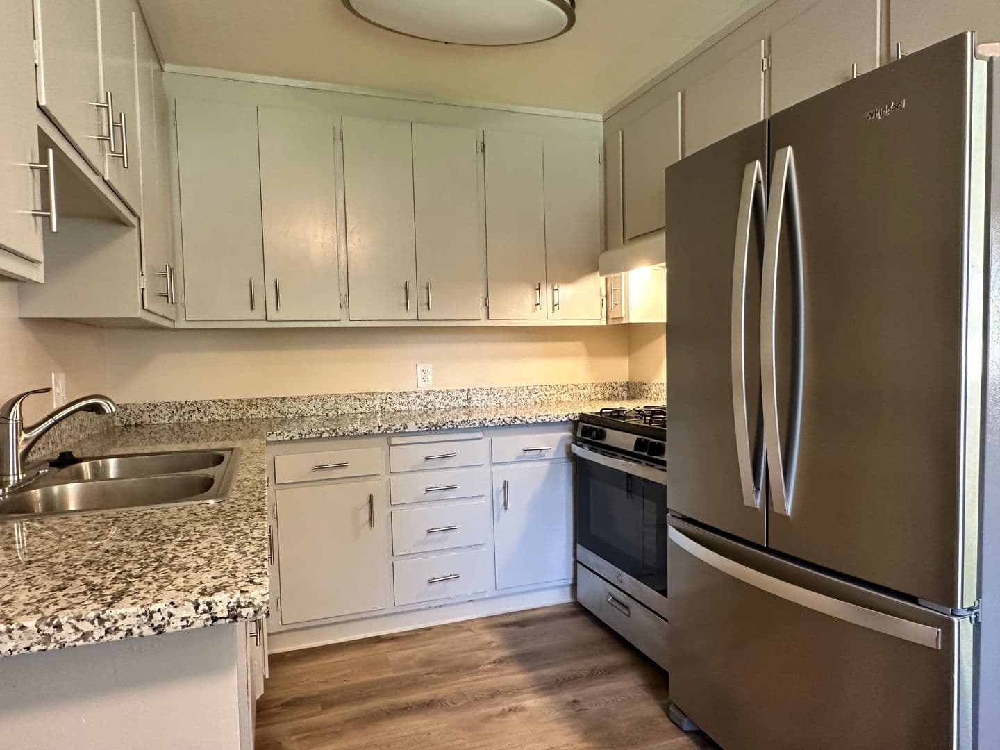 63rd Street at 4460 - 4668 63rd Street 21 of 30