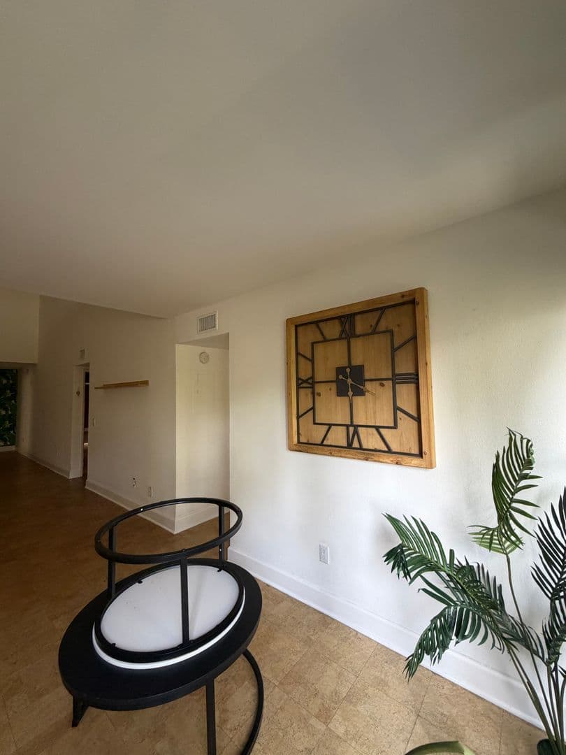 1940 Highland Ave 49 of 57