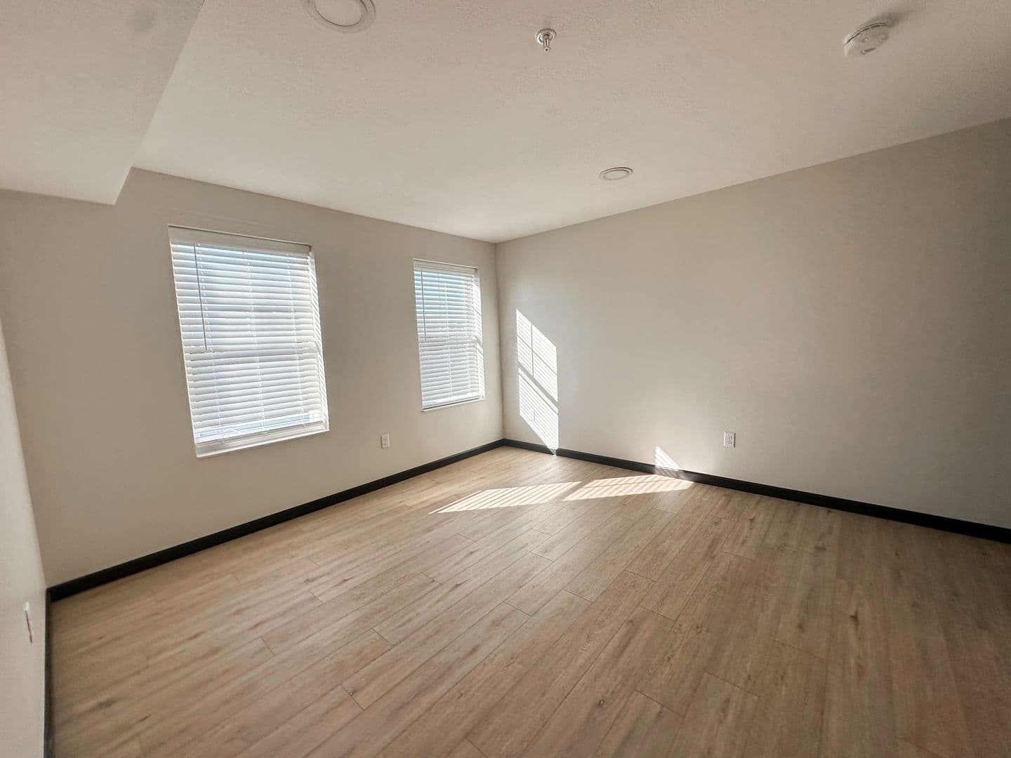 Fairway Place Apartments 5 of 12