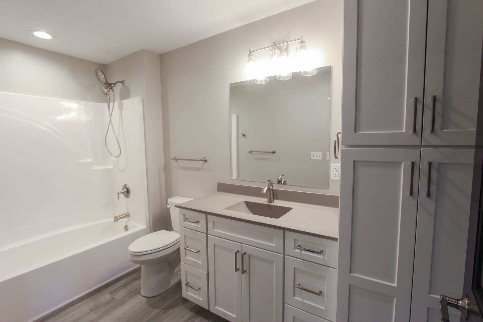 Fairway Place Apartments 8 of 25