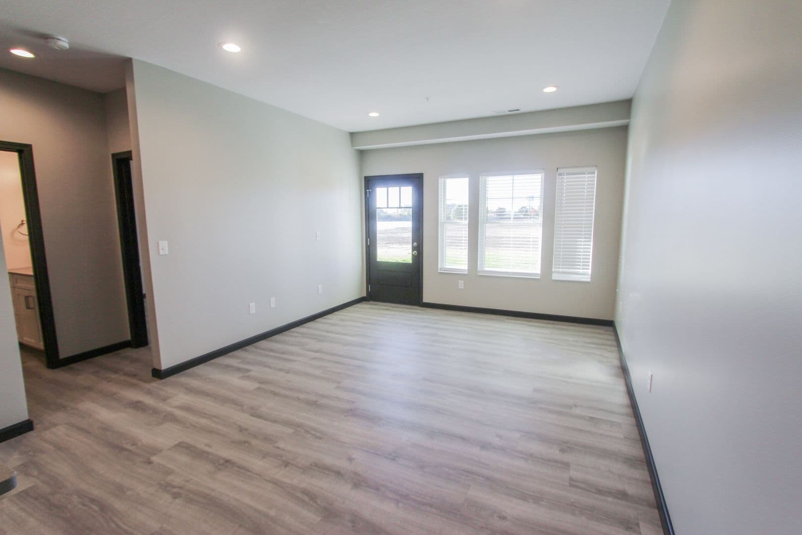 Fairway Place Apartments 7 of 31