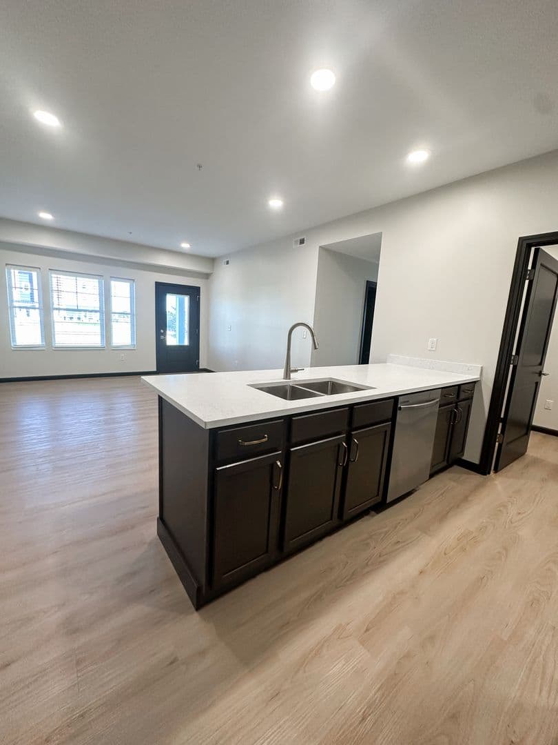 Fairway Place Apartments 3 of 18