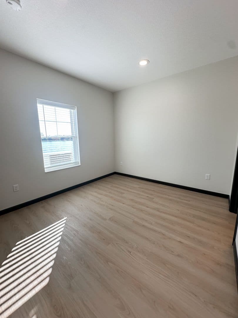 Fairway Place Apartments 4 of 18