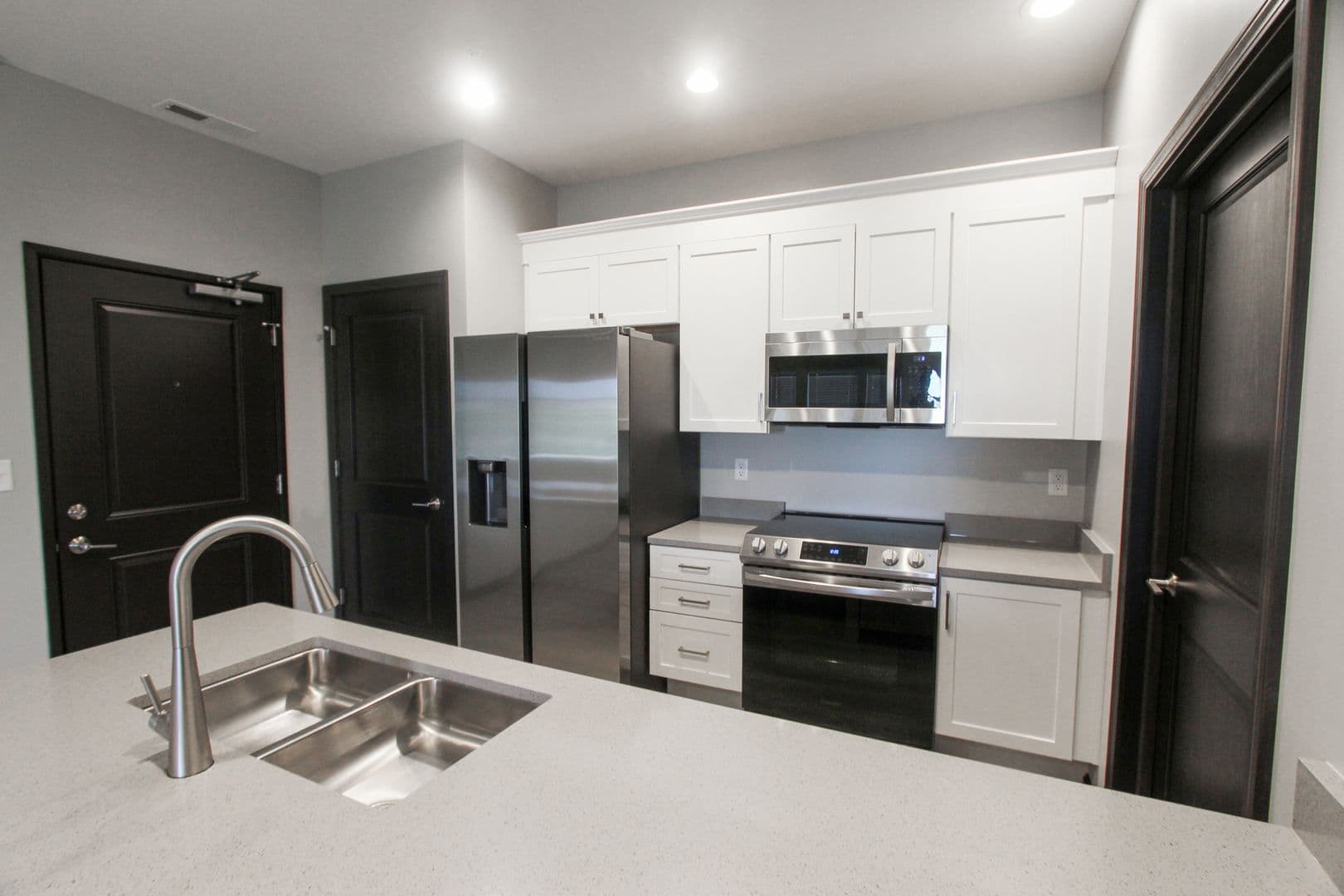 Fairway Place Apartments 1 of 8