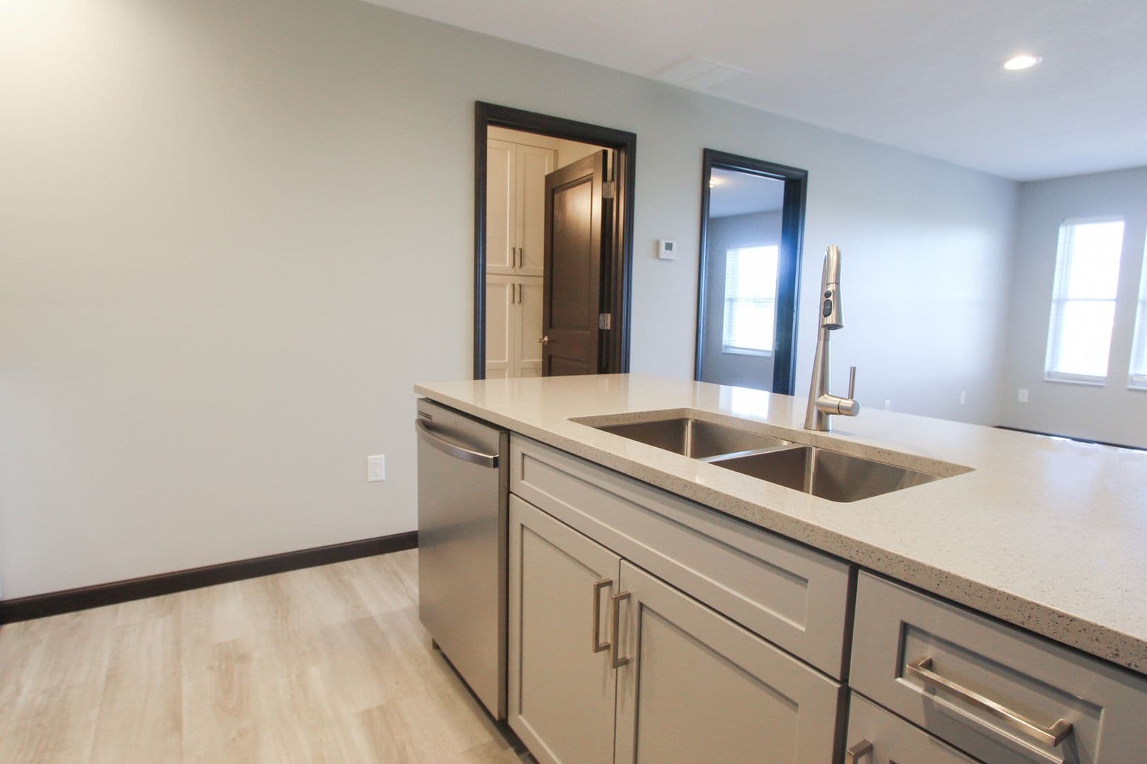 Fairway Place Apartments 4 of 25