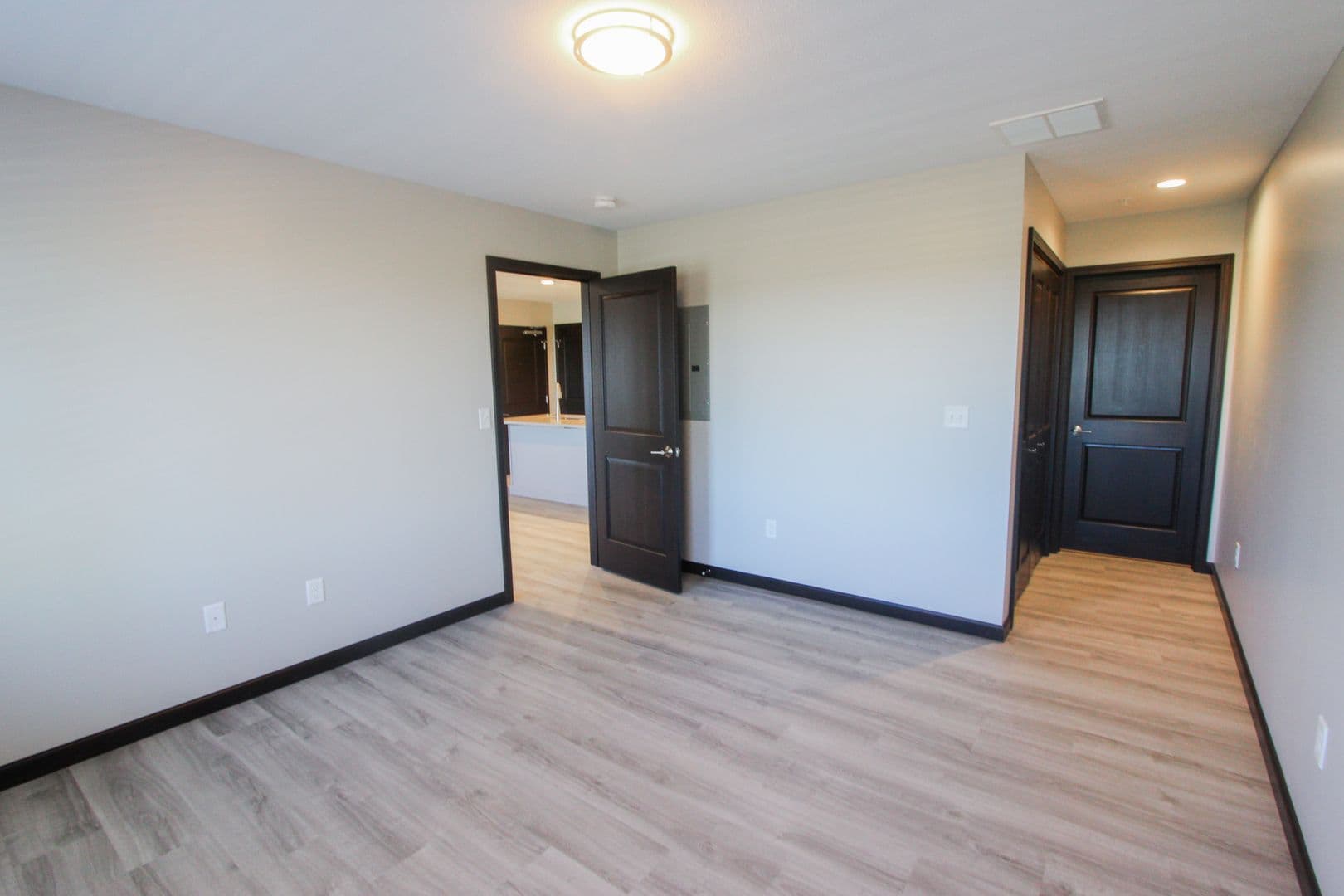 Fairway Place Apartments 12 of 25