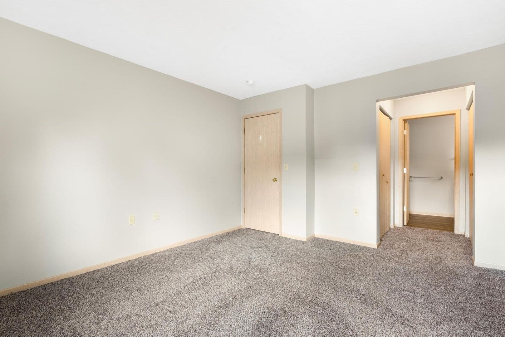 Columbia Woods Apartments 10 of 49