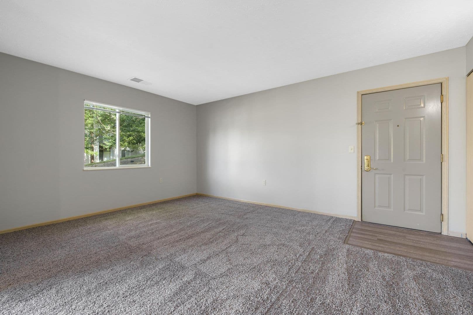Columbia Woods Apartments 30 of 49