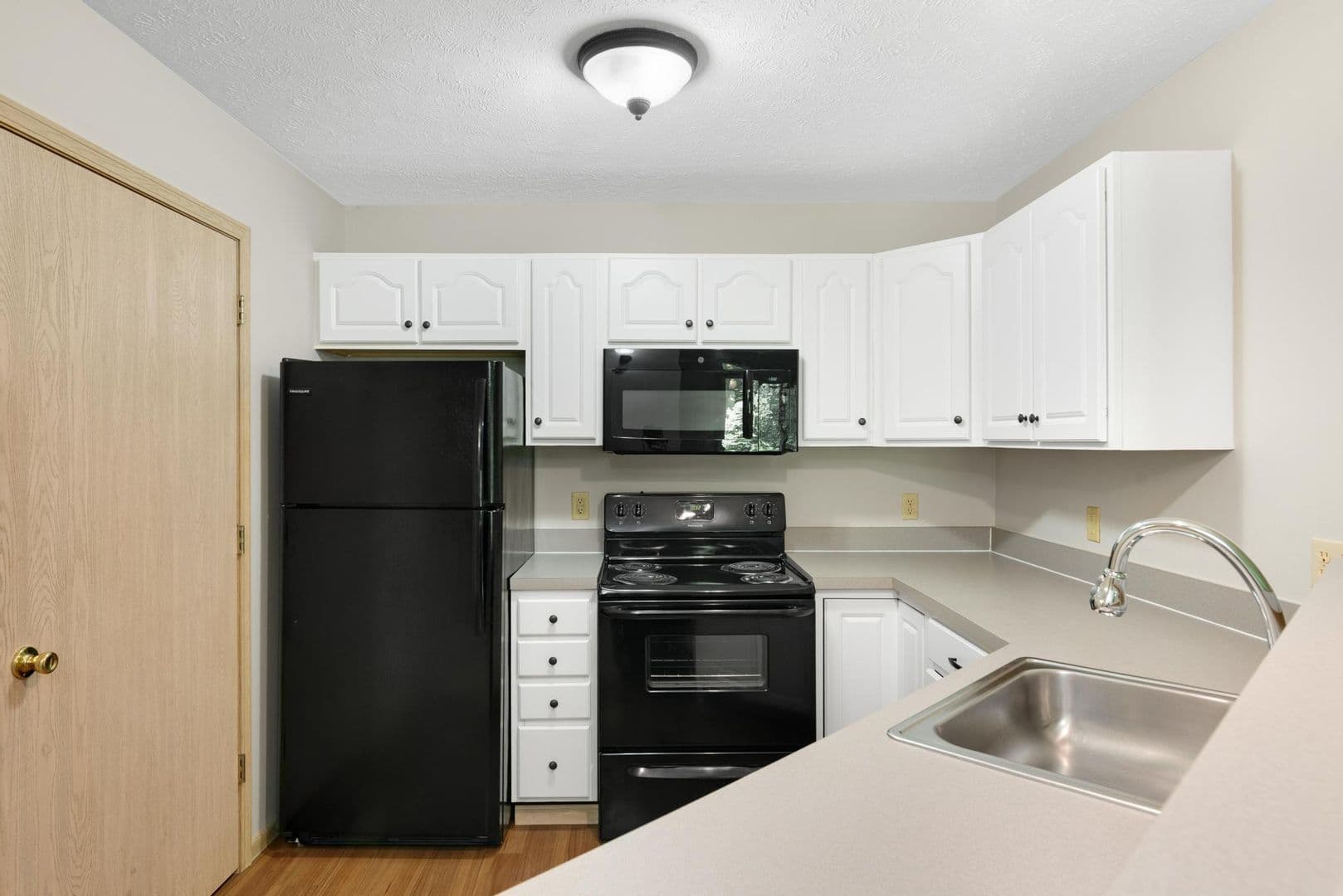 Columbia Woods Apartments 16 of 41