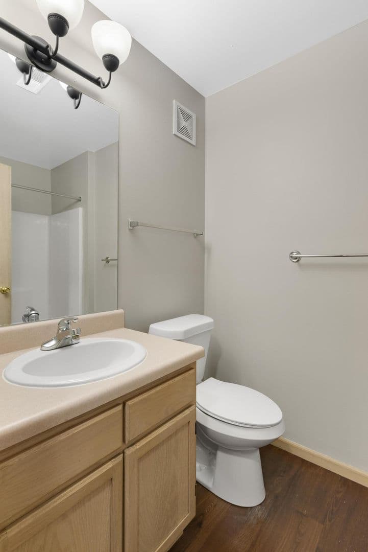 Columbia Woods Apartments 13 of 53