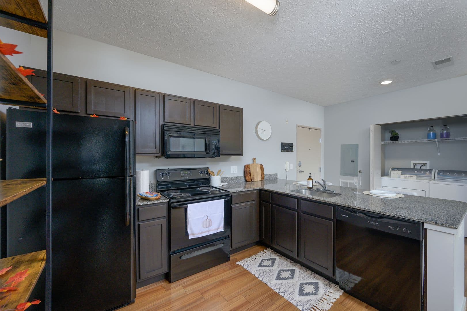 The 401 Lofts 19 of 34