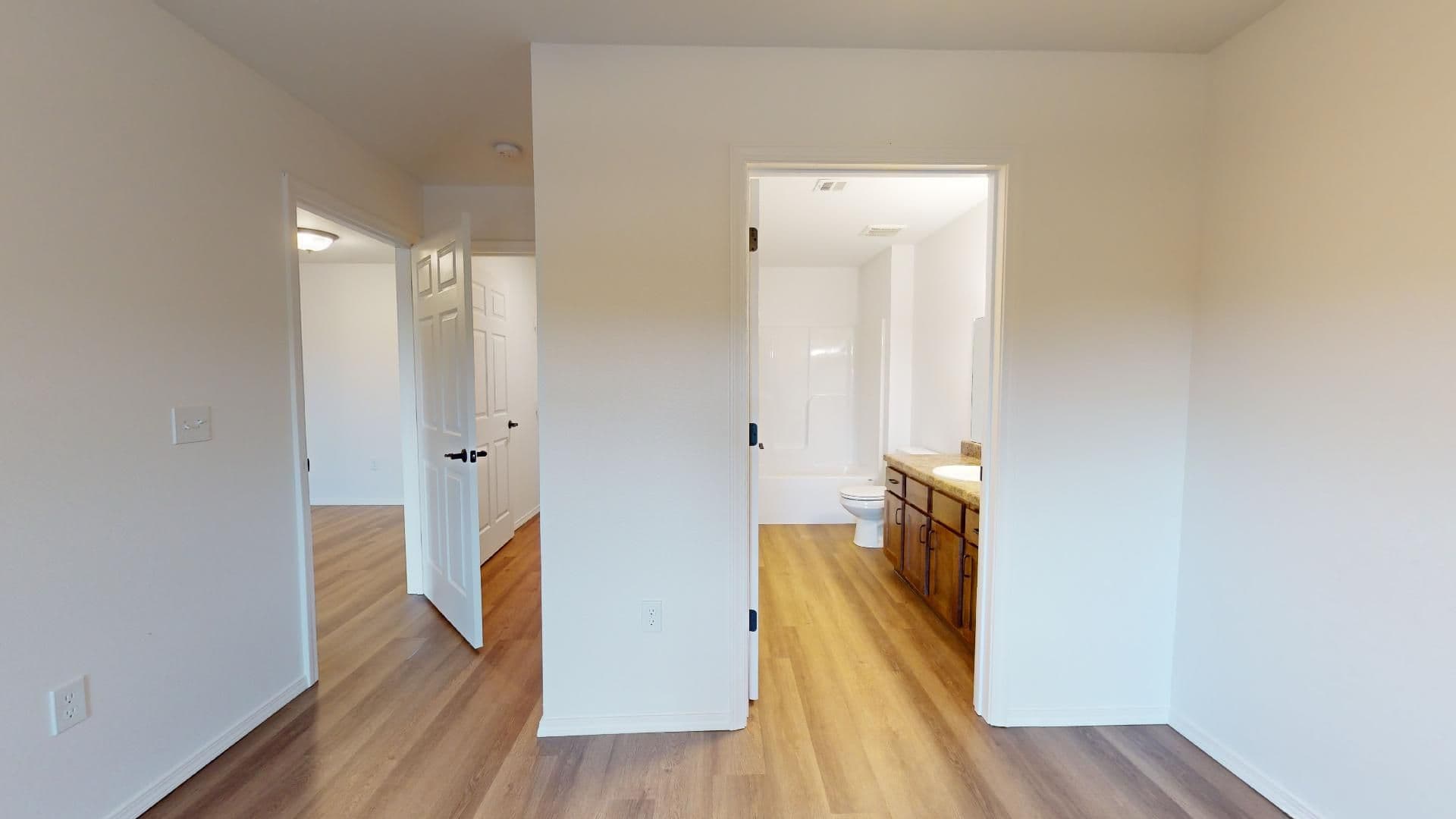 The Timbers Apartments 4 of 11