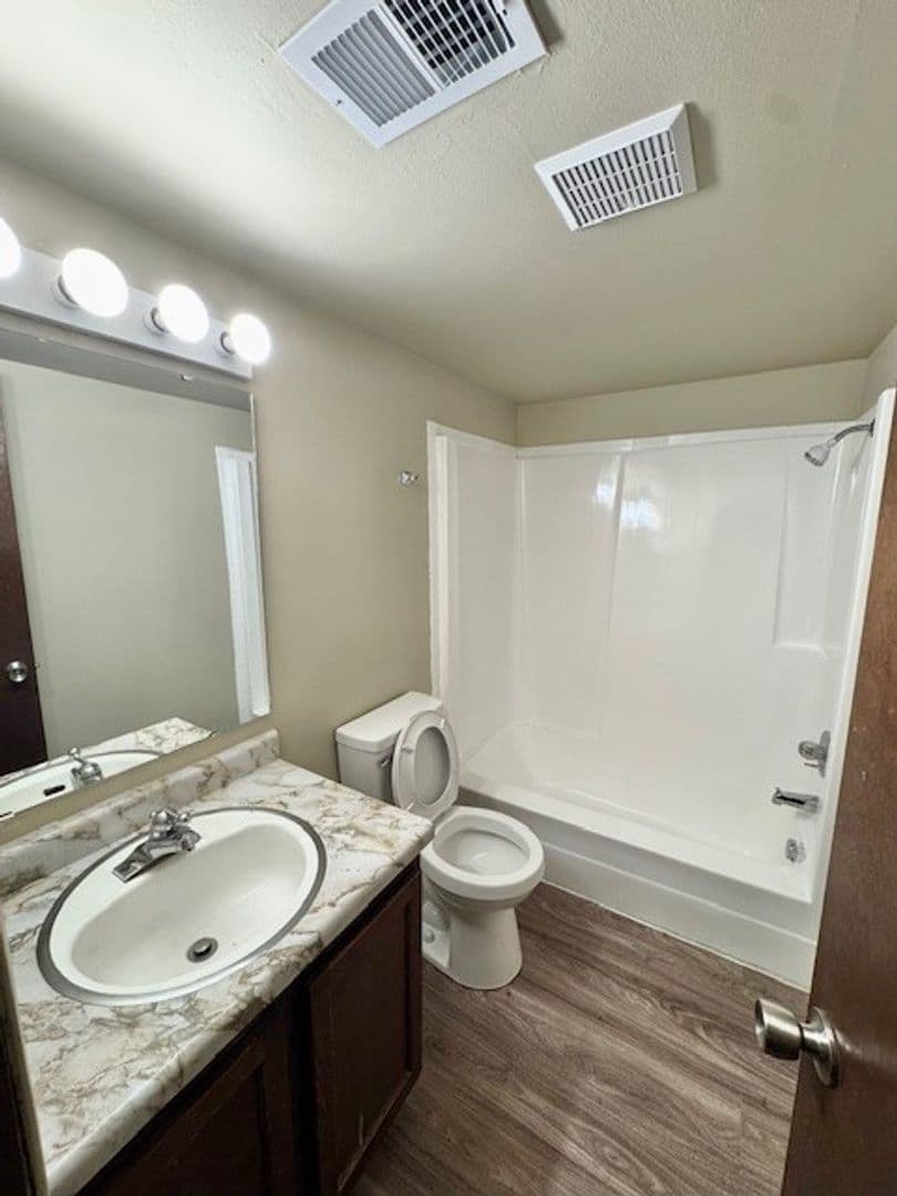 The Timbers Apartments 5 of 8