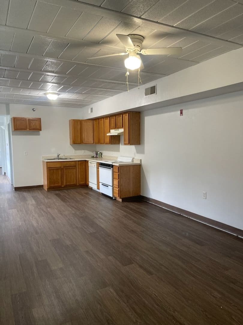 Marycrest Senior Apartments Lawlor Rohlman Halls 4 of 14