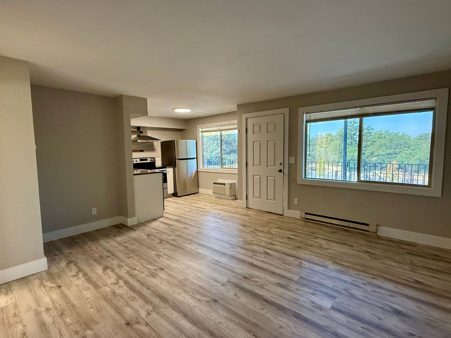 Mission Apartments 3 of 7