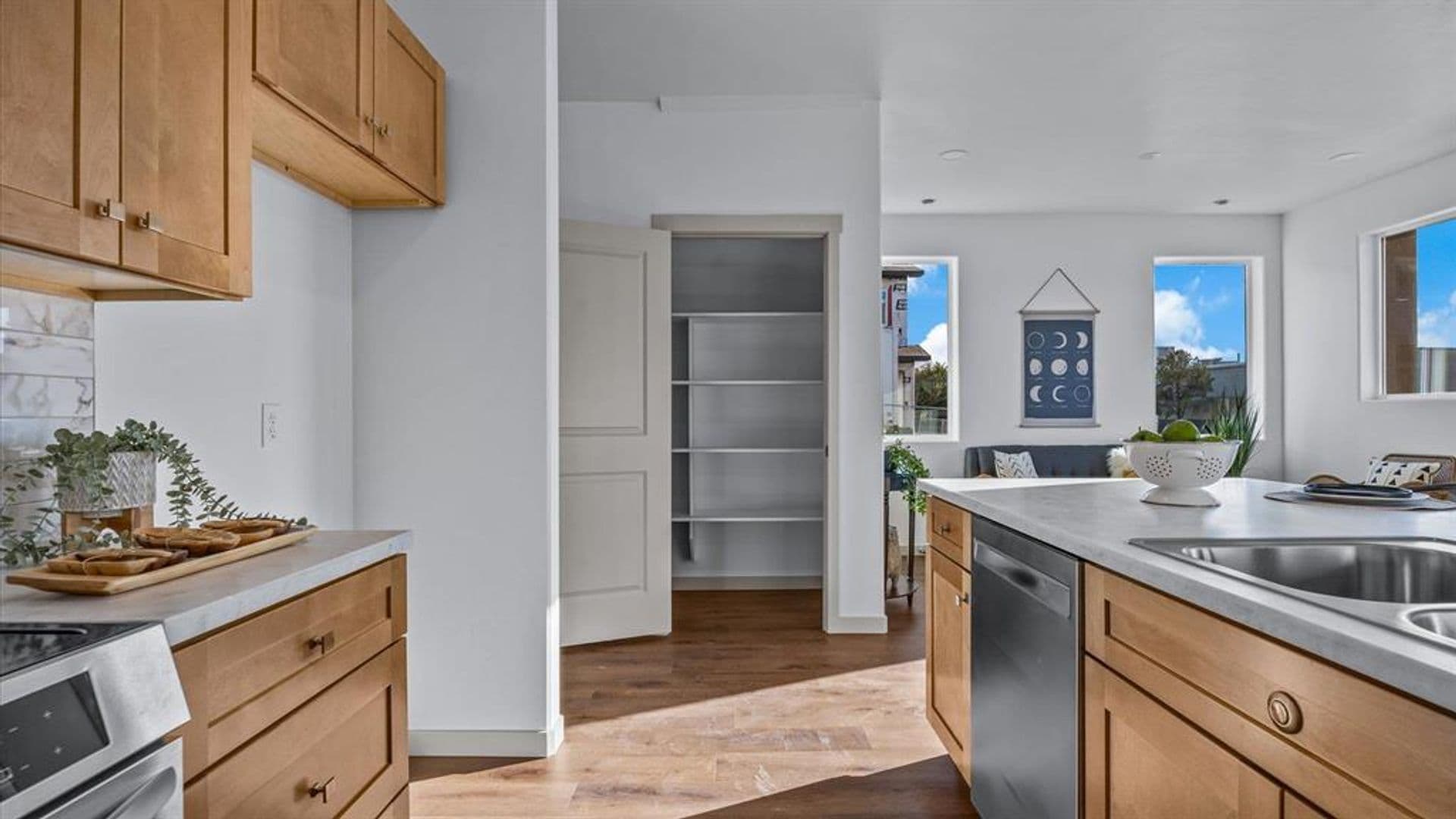 2772 Caspian Way 22 of 27