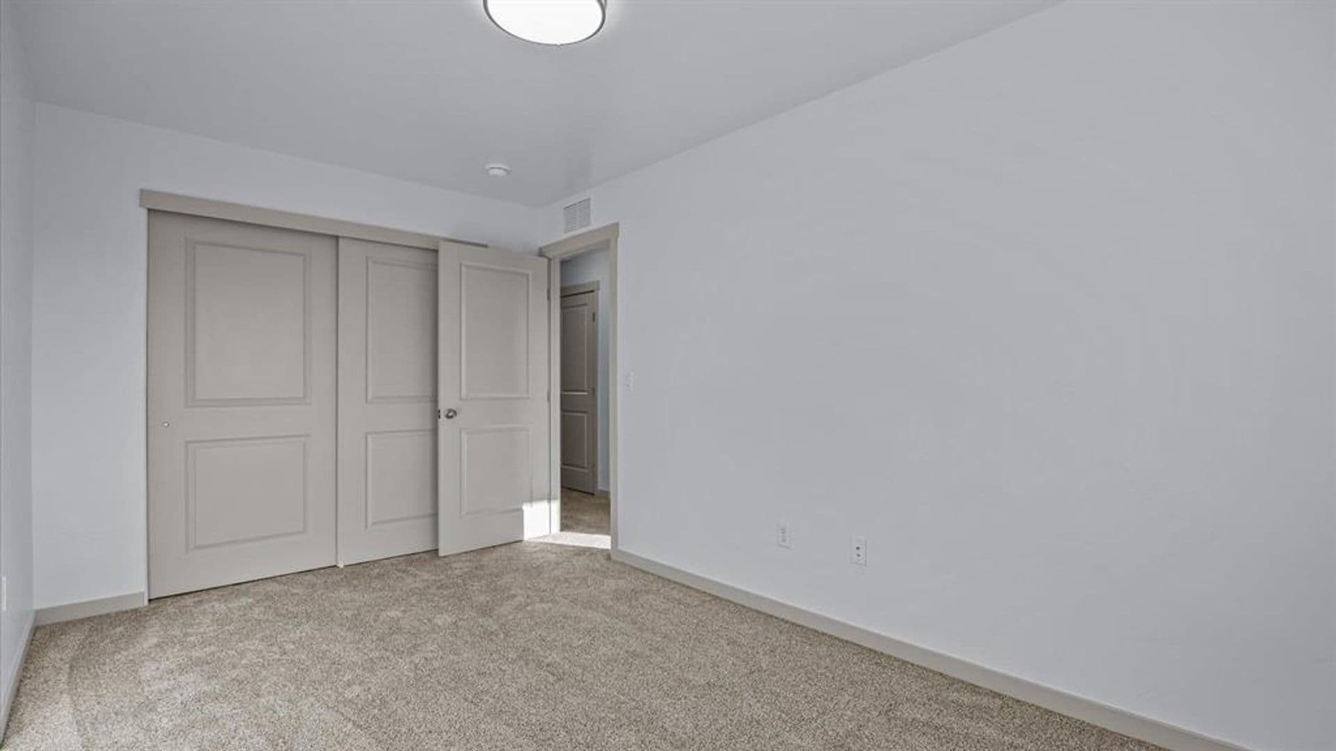2772 Caspian Way 4 of 27