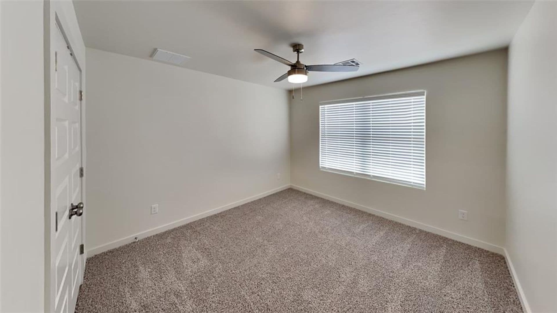 8907NW109 13 of 19