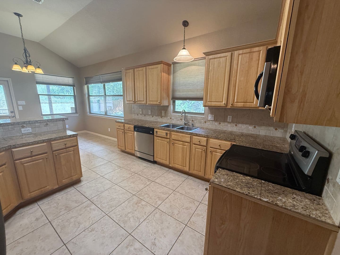 DELANOY - 270 11 of 36