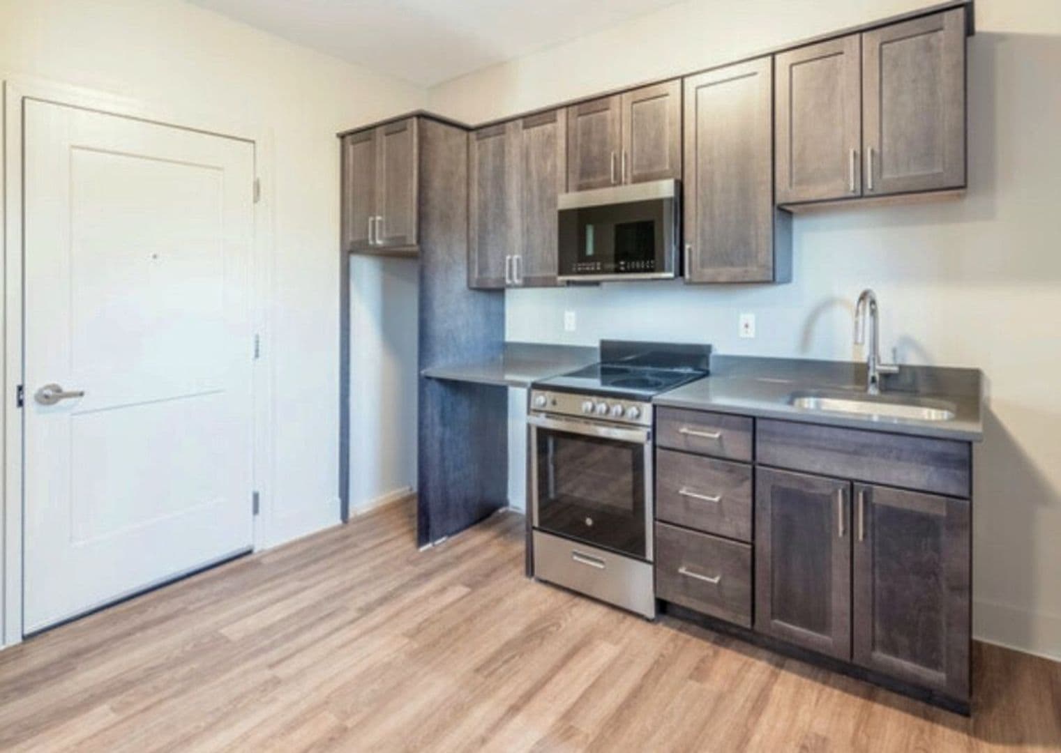 530A Broadway 11 of 20