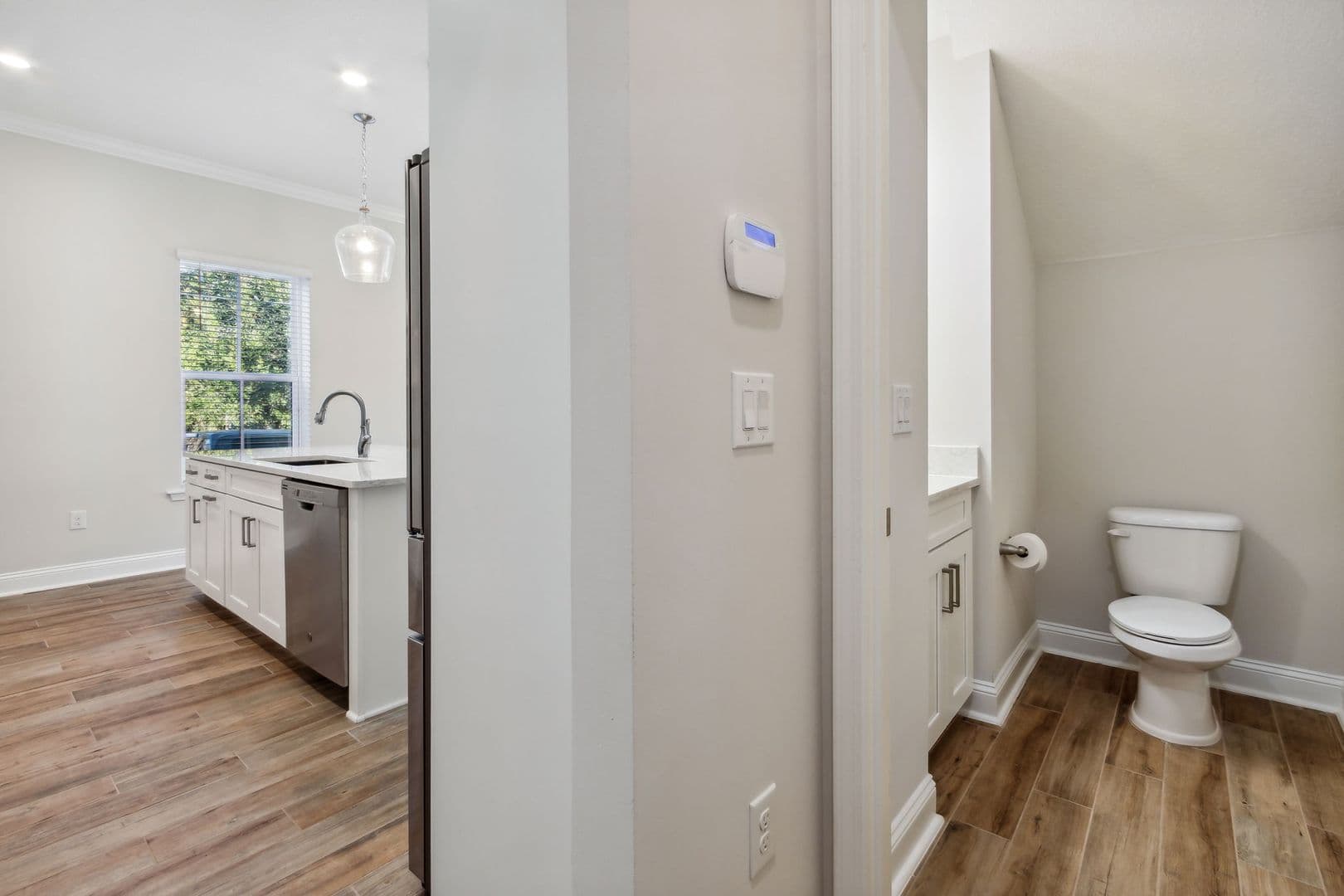 247 Beech Street 20 of 46