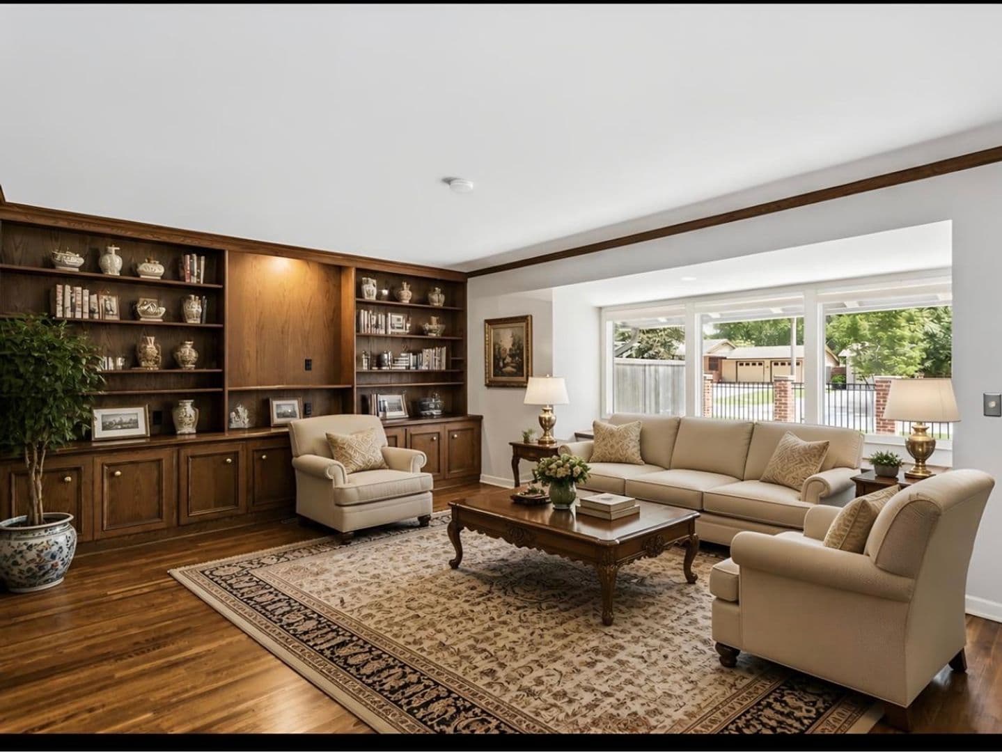 125 S Oakwood 3 of 16