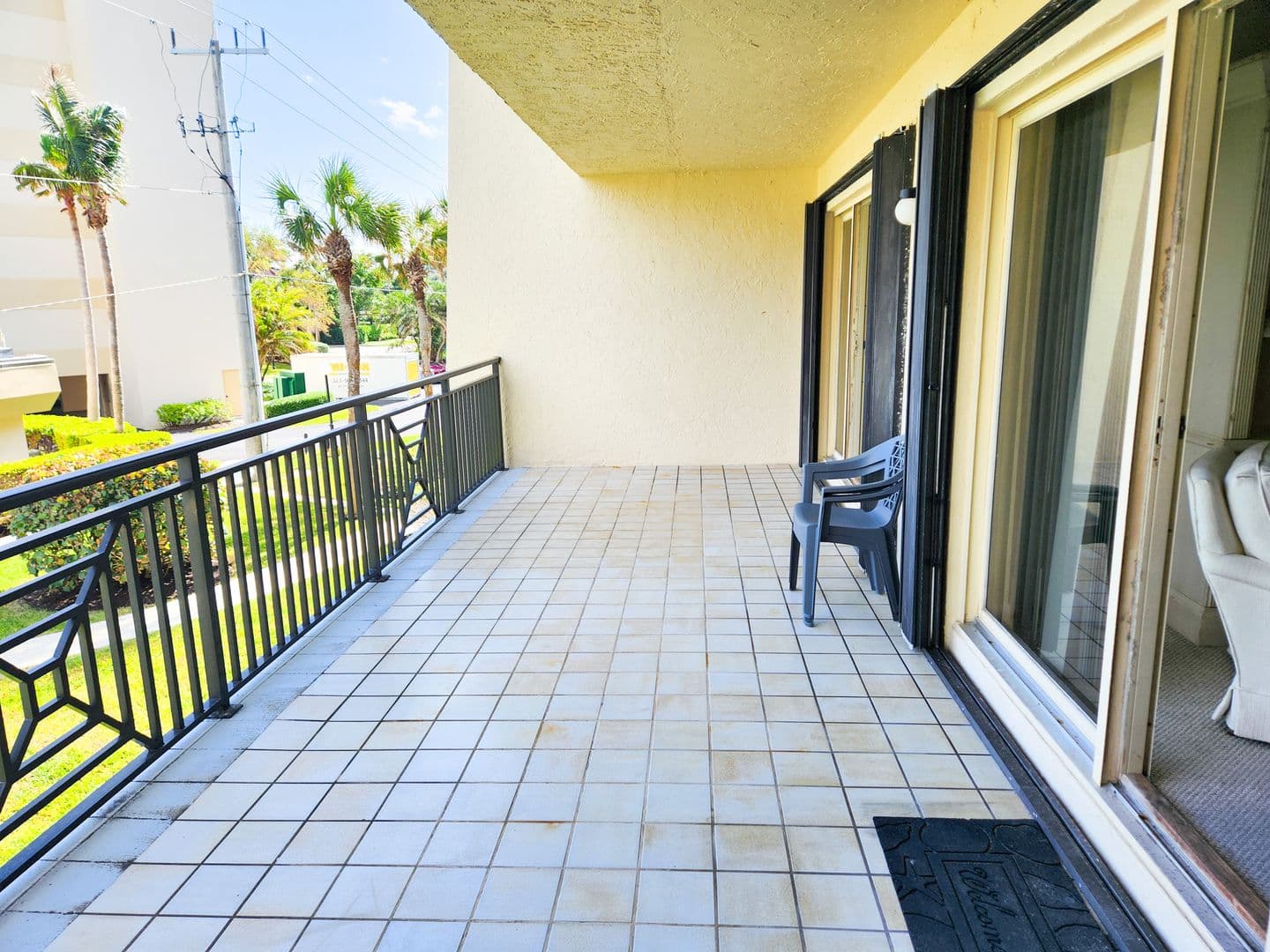3939 Ocean Dr 14 of 20