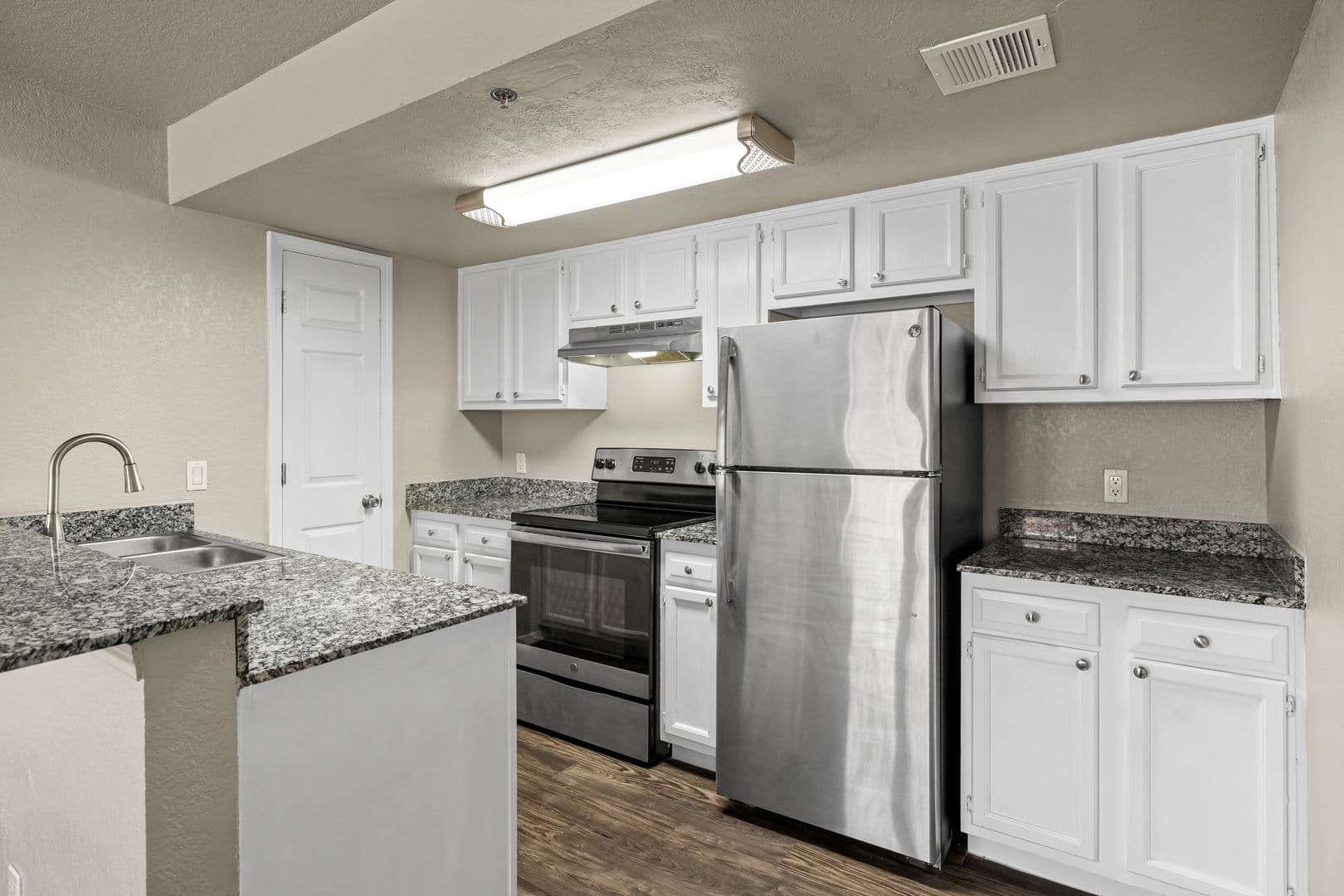 2930 N. Shartel Ave. - The Breighton 1 of 10