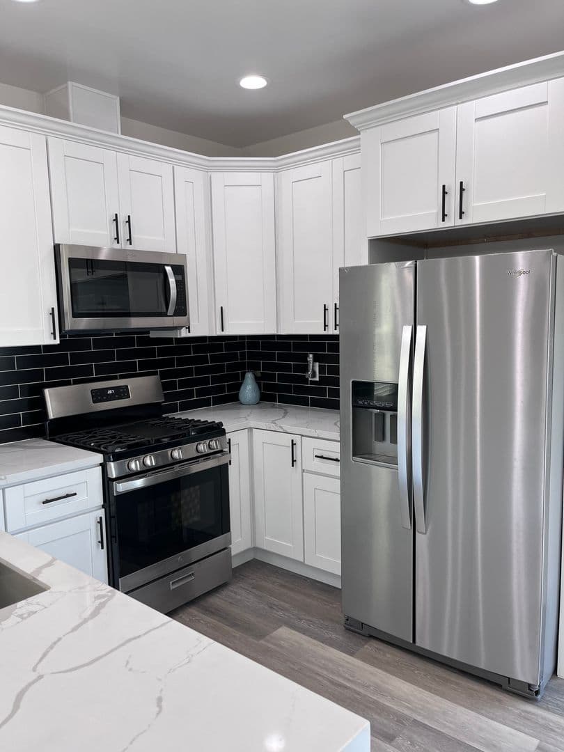 5215-5217 Catoctin Drive 6 of 17