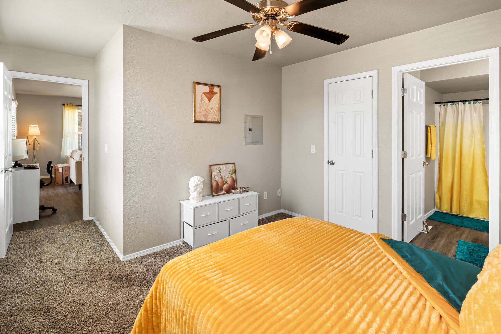2930 N. Shartel Ave. - The Breighton 10 of 17