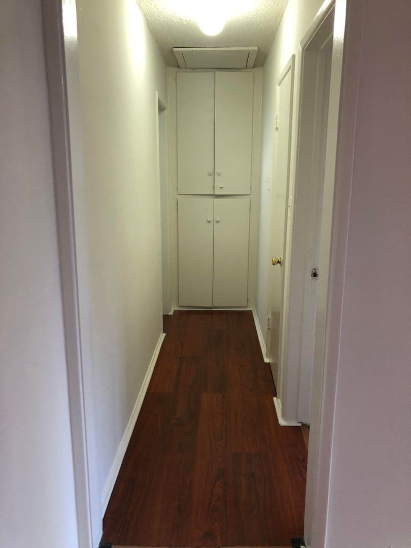 Charming, One Bedroom Apartment in Panorama City 14 of 15