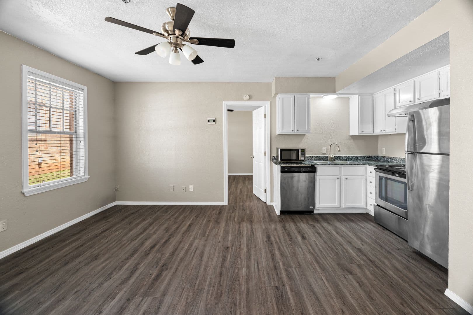 2930 N. Shartel Ave. - The Breighton 4 of 10