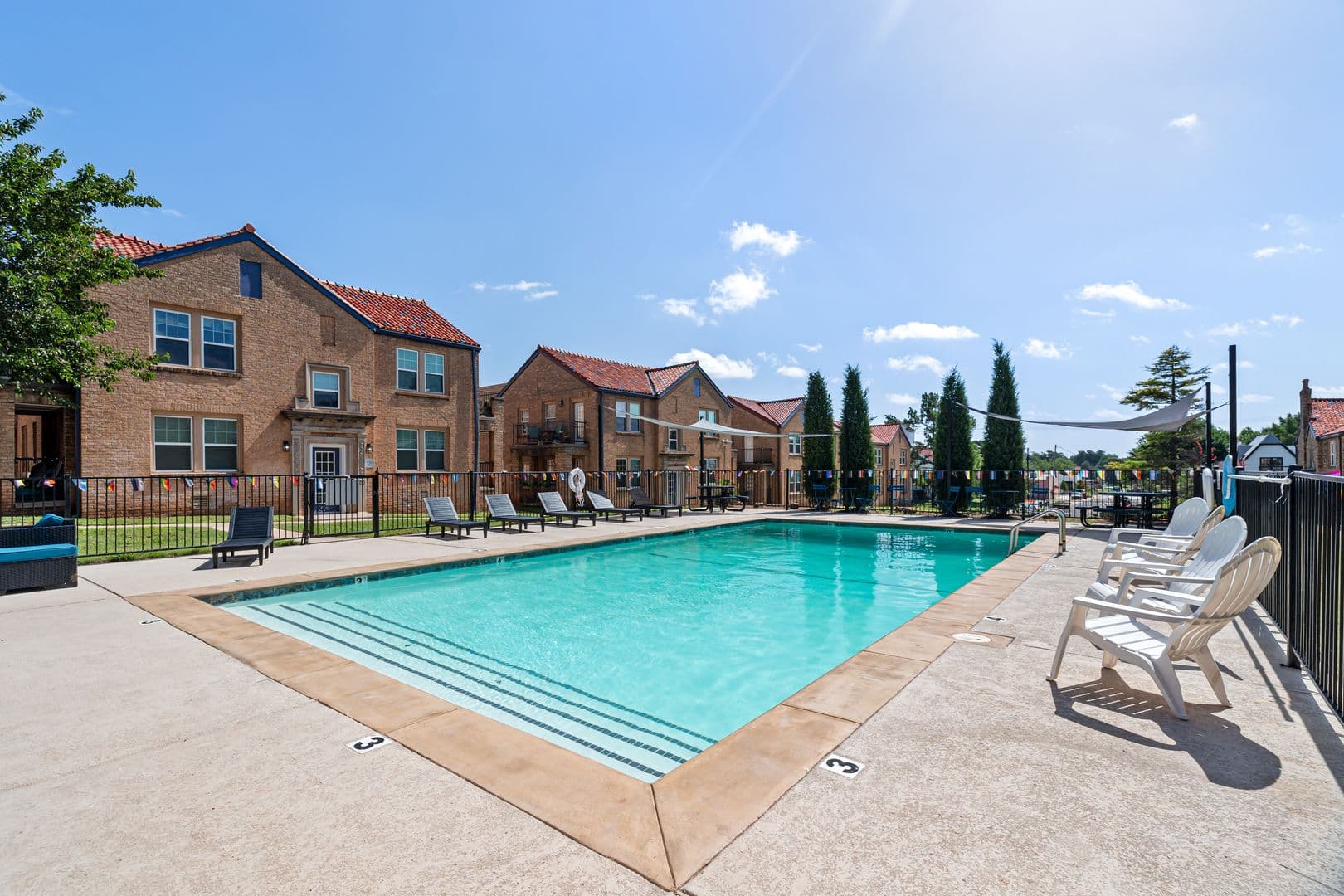 2930 N. Shartel Ave. - The Breighton 7 of 9