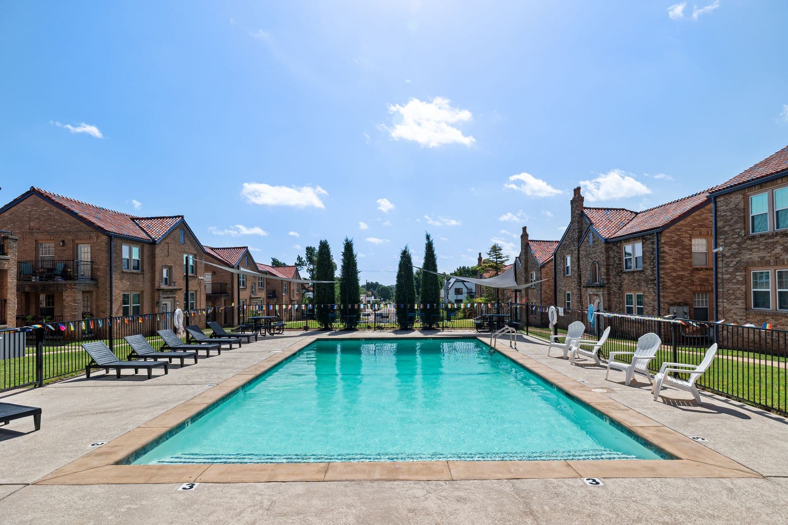 2930 N. Shartel Ave. - The Breighton 6 of 9