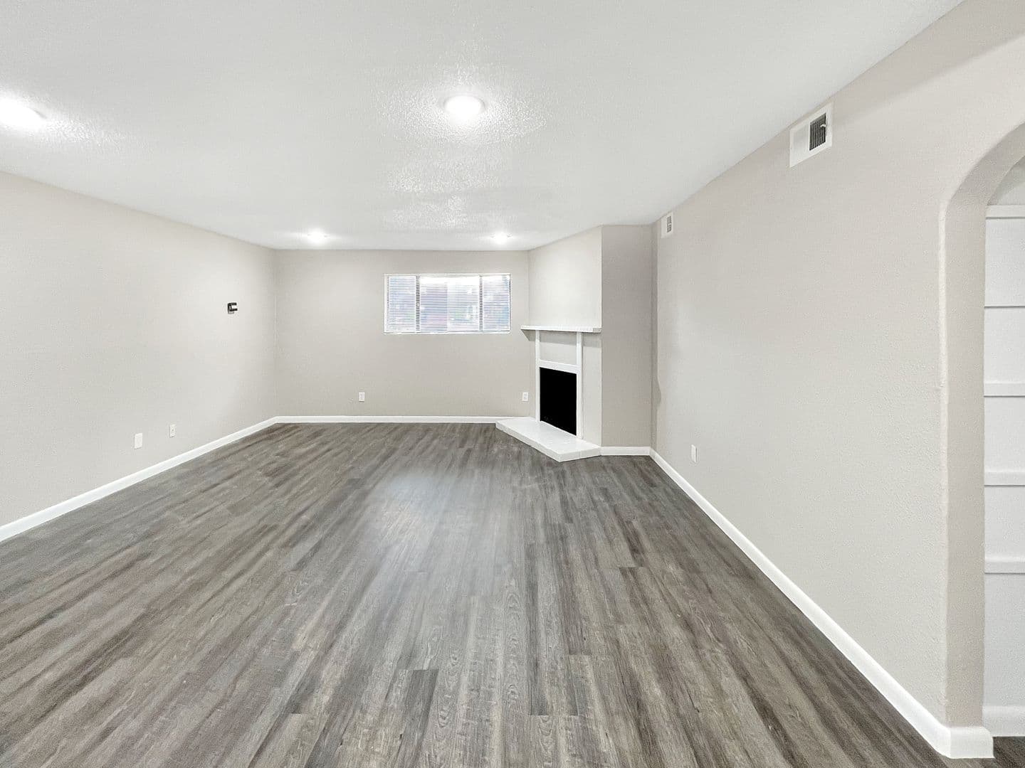 Westlake Apartments (West Phase) 5 of 10