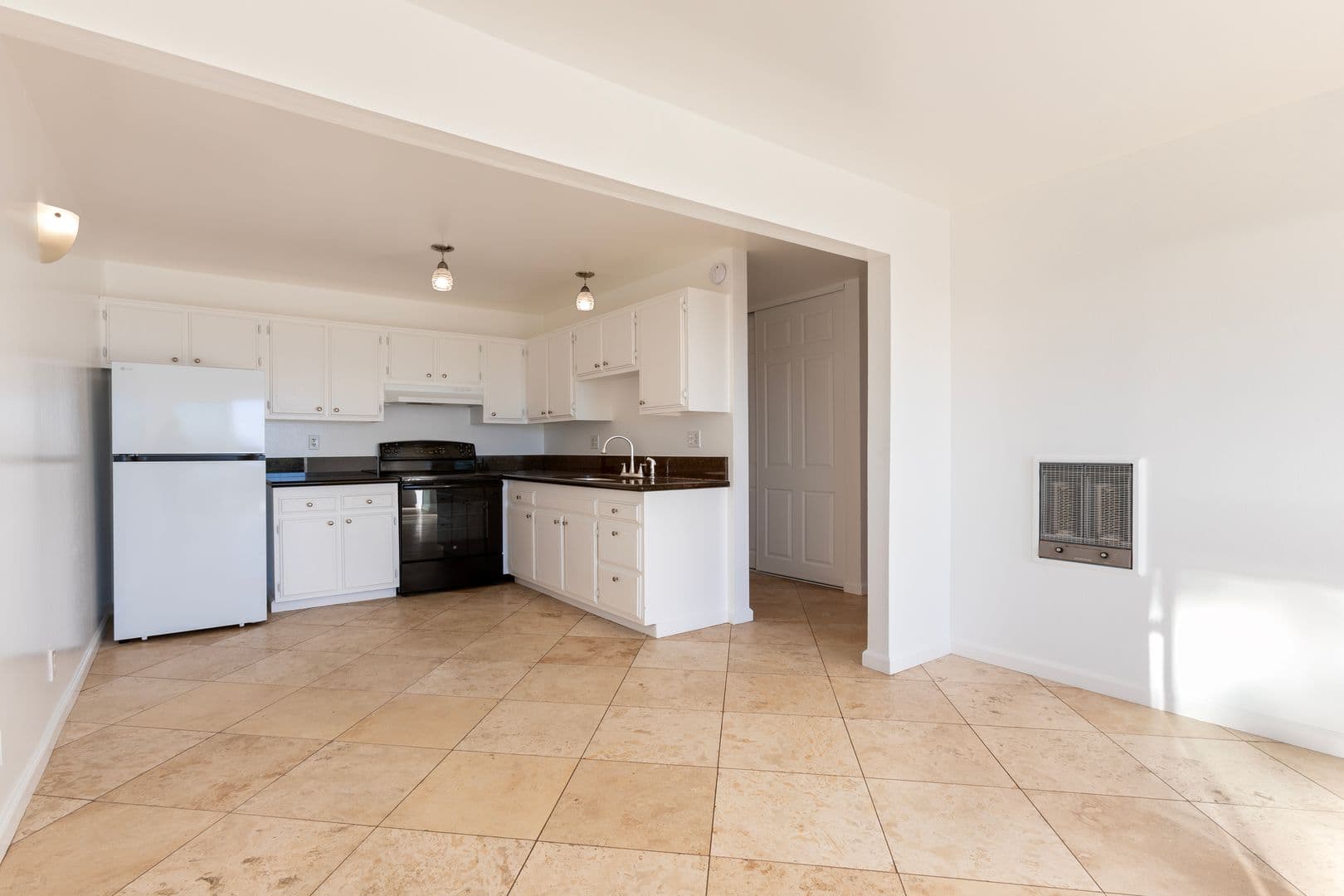 Channel View Apartments 4 of 11