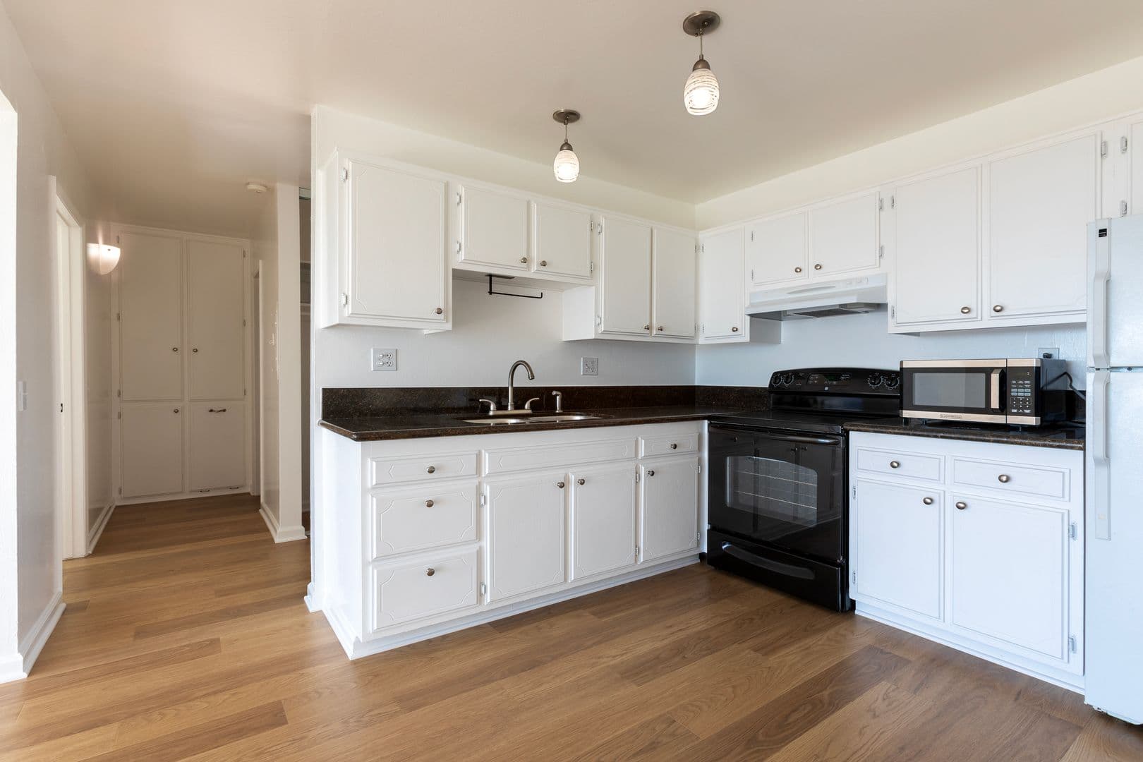 Channel View Apartments 6 of 18