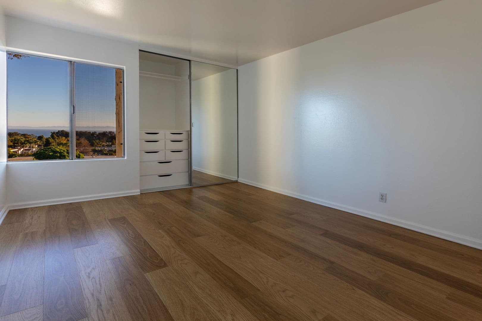 Channel View Apartments 9 of 11