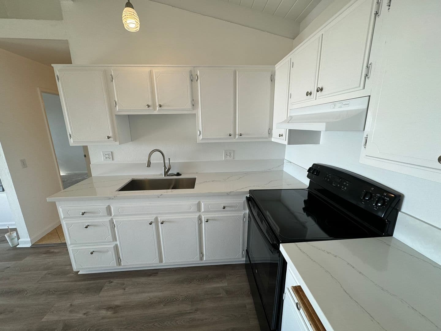 Channel View Apartments 3 of 9