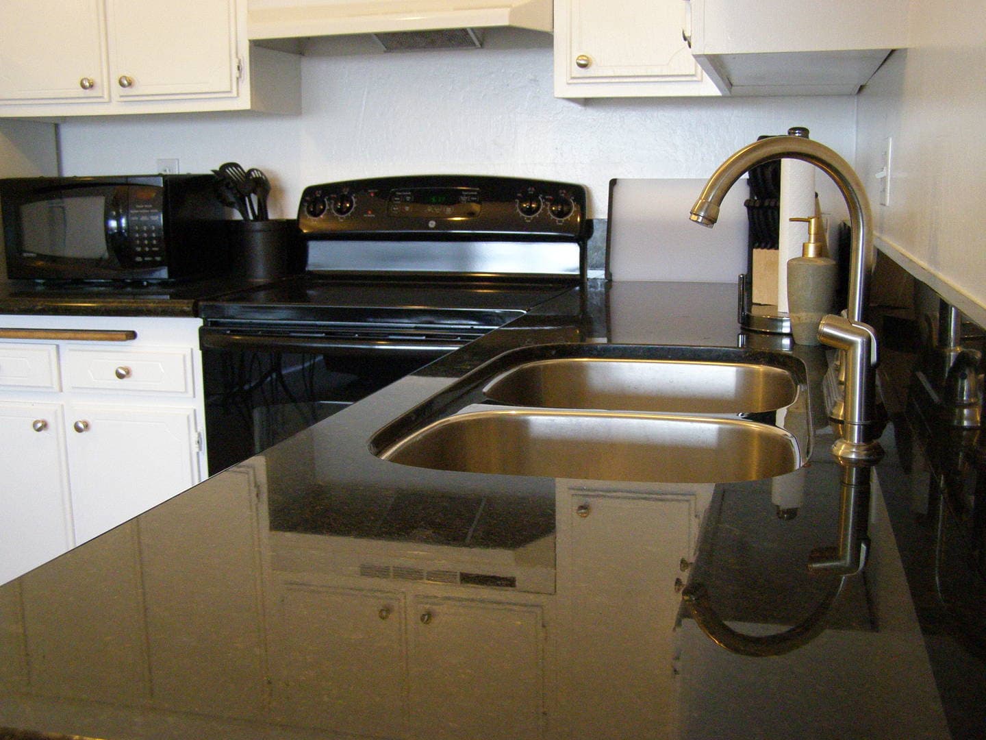 Channel View Apartments 4 of 18