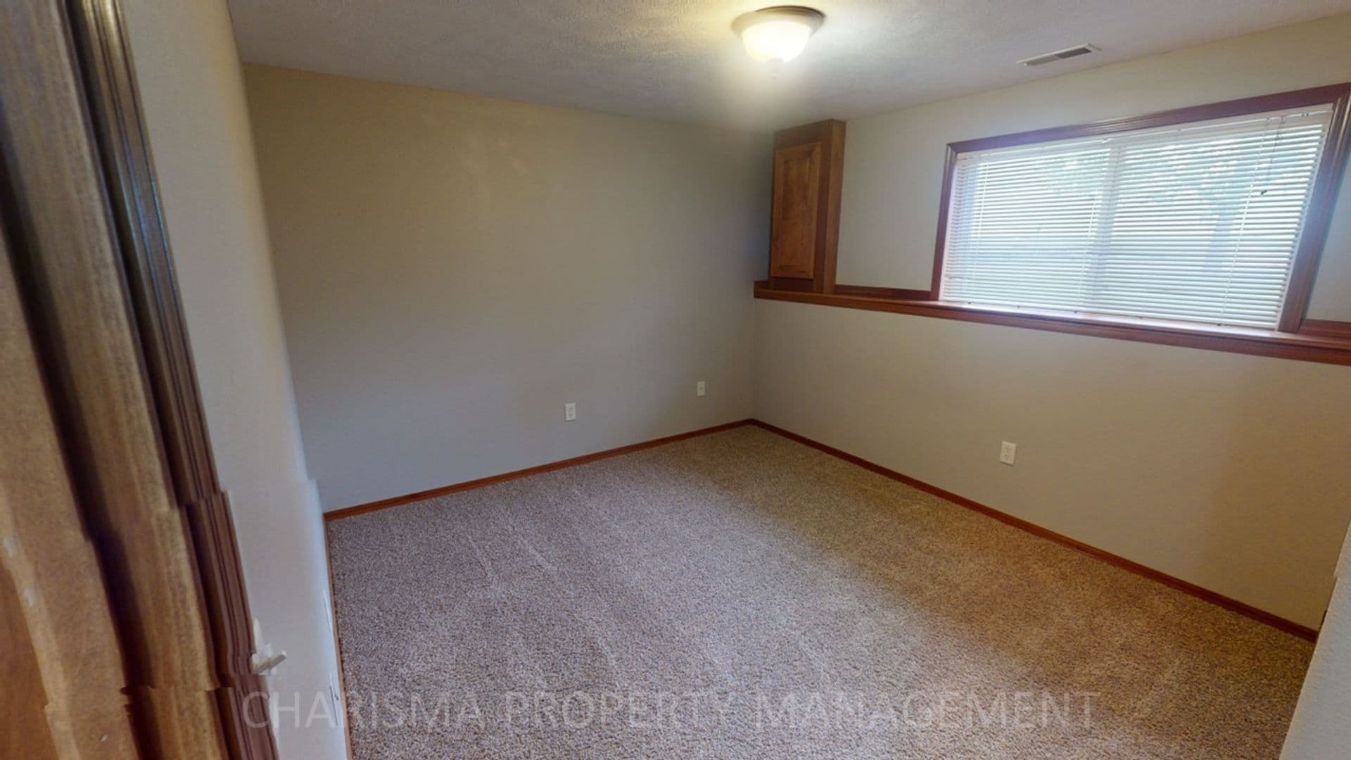 Rebecca Street 5503 24 of 24