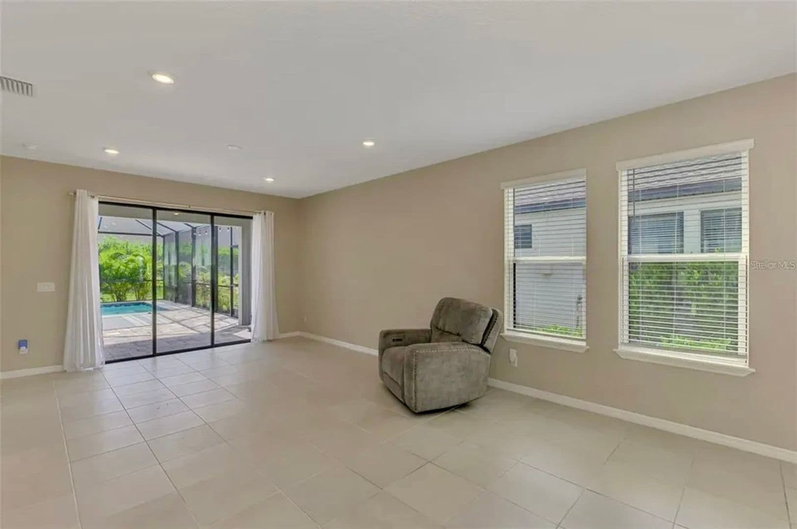 6310 Grandview Hill Ct 6 of 16