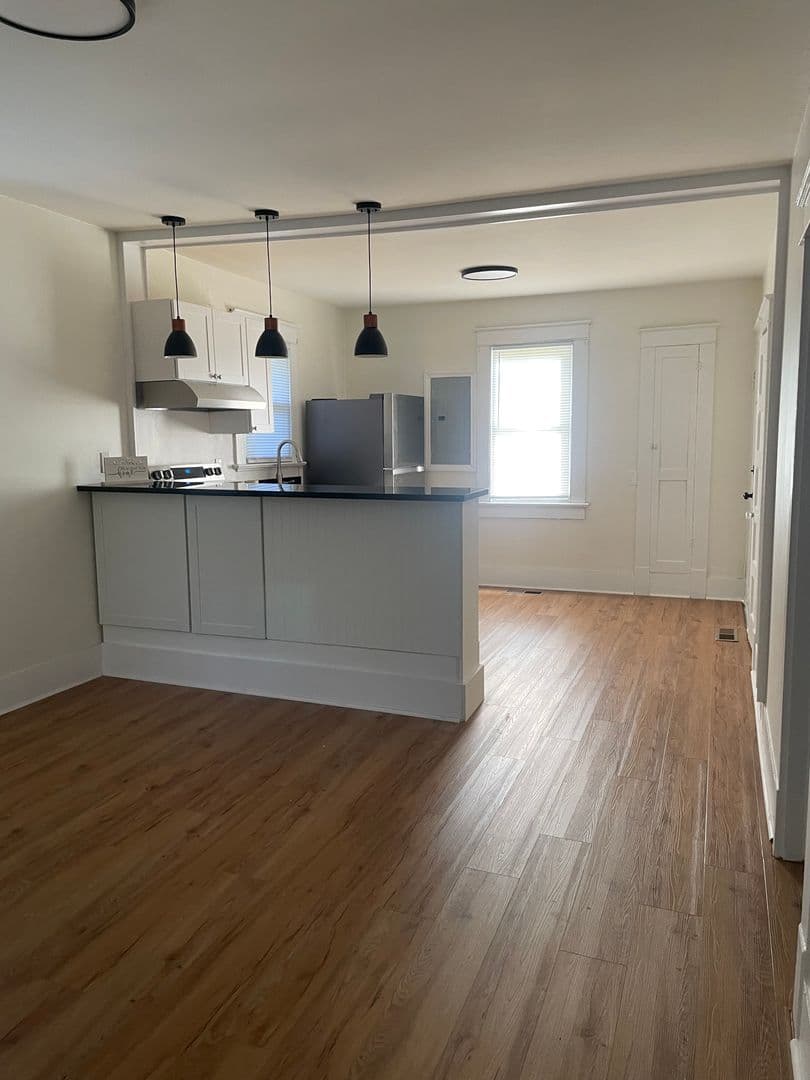 407 S. 17th Street 4 of 17